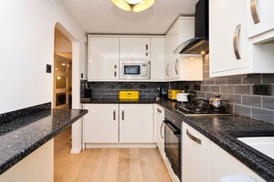 Kitchen- click for photo gallery